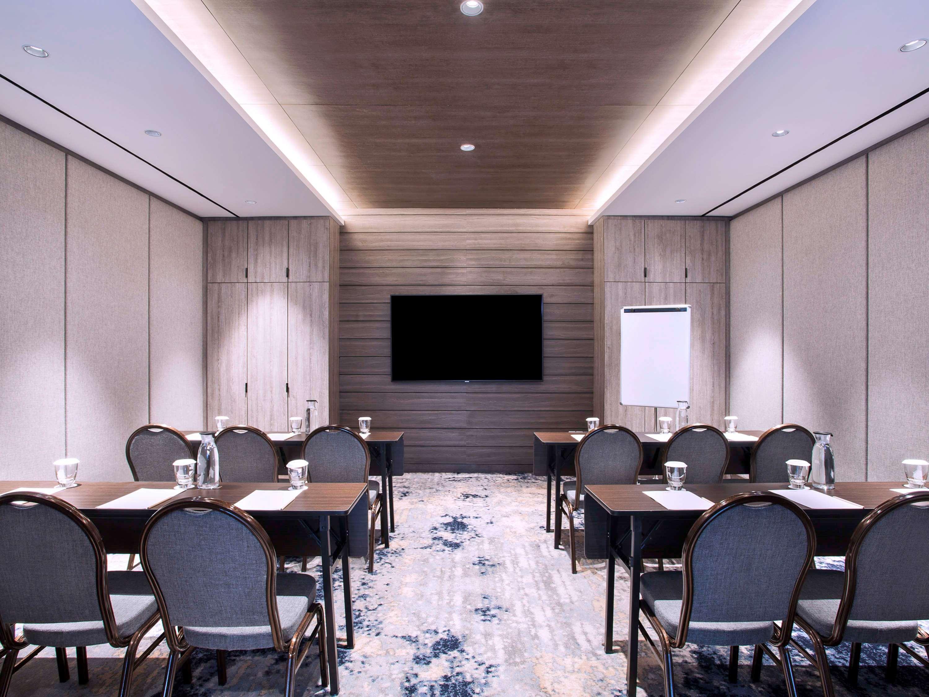 Mercure Tangerang Bsd City Exteriör bild
