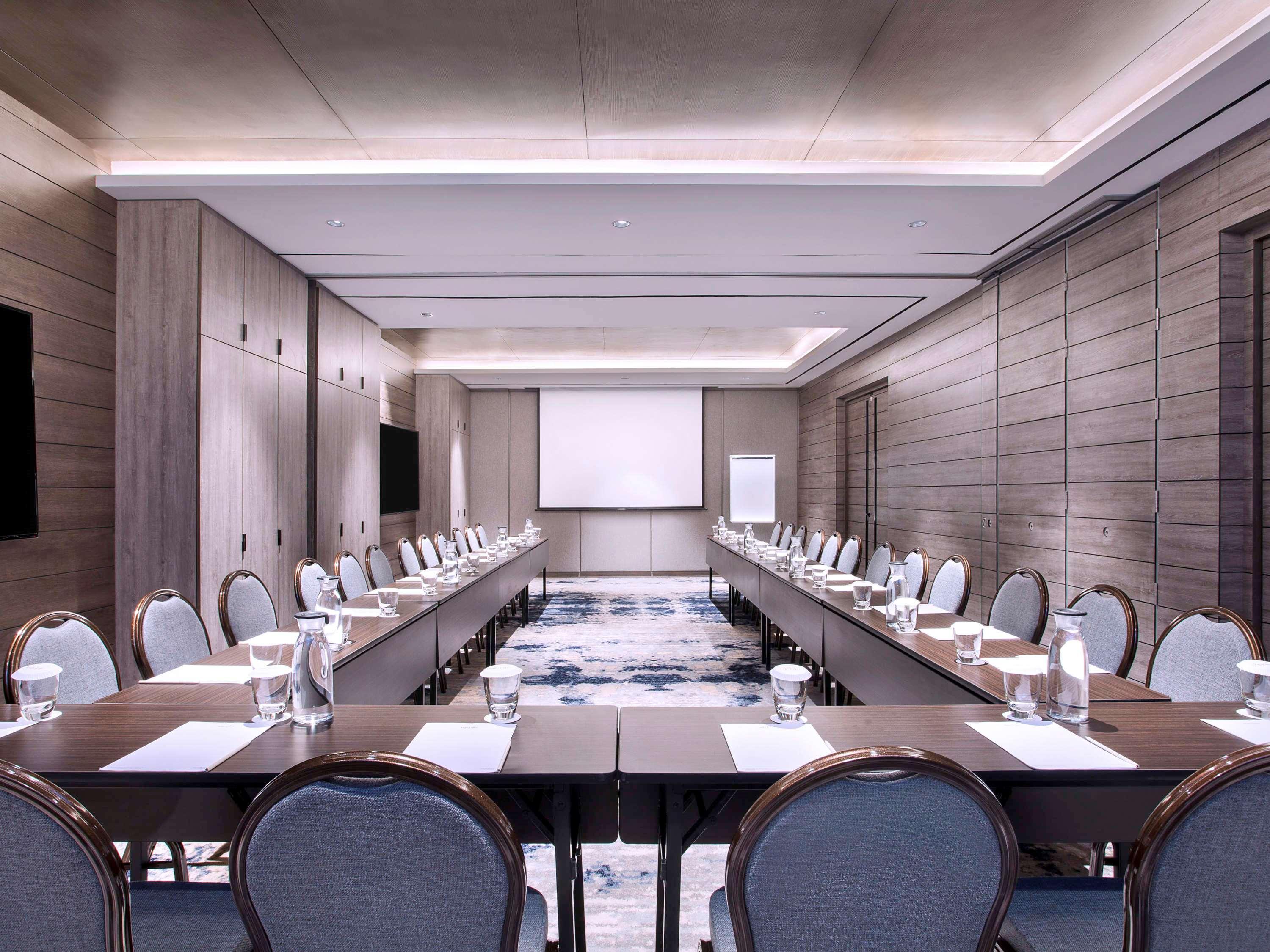 Mercure Tangerang Bsd City Exteriör bild