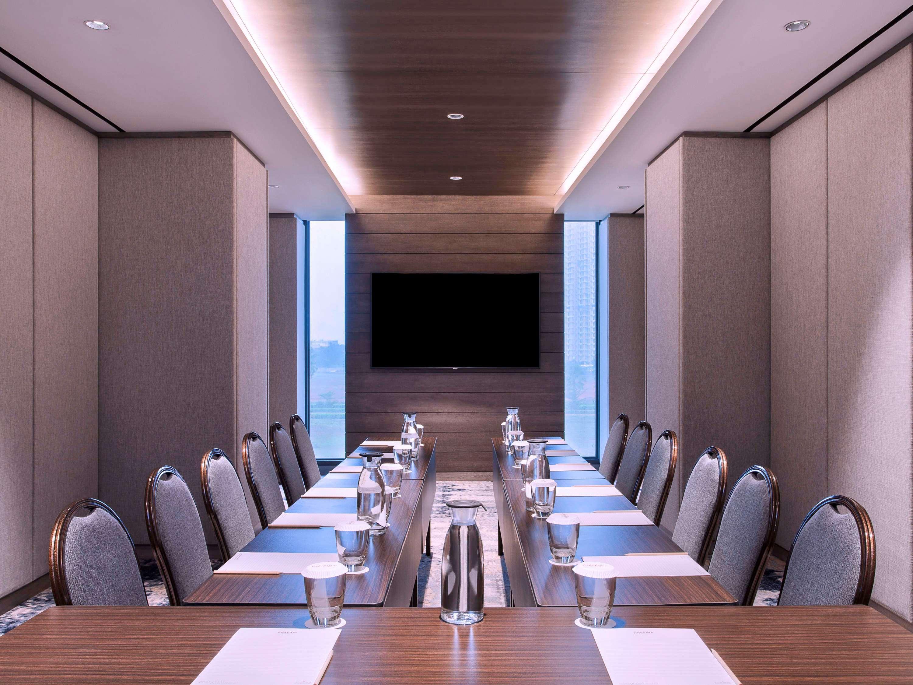 Mercure Tangerang Bsd City Exteriör bild