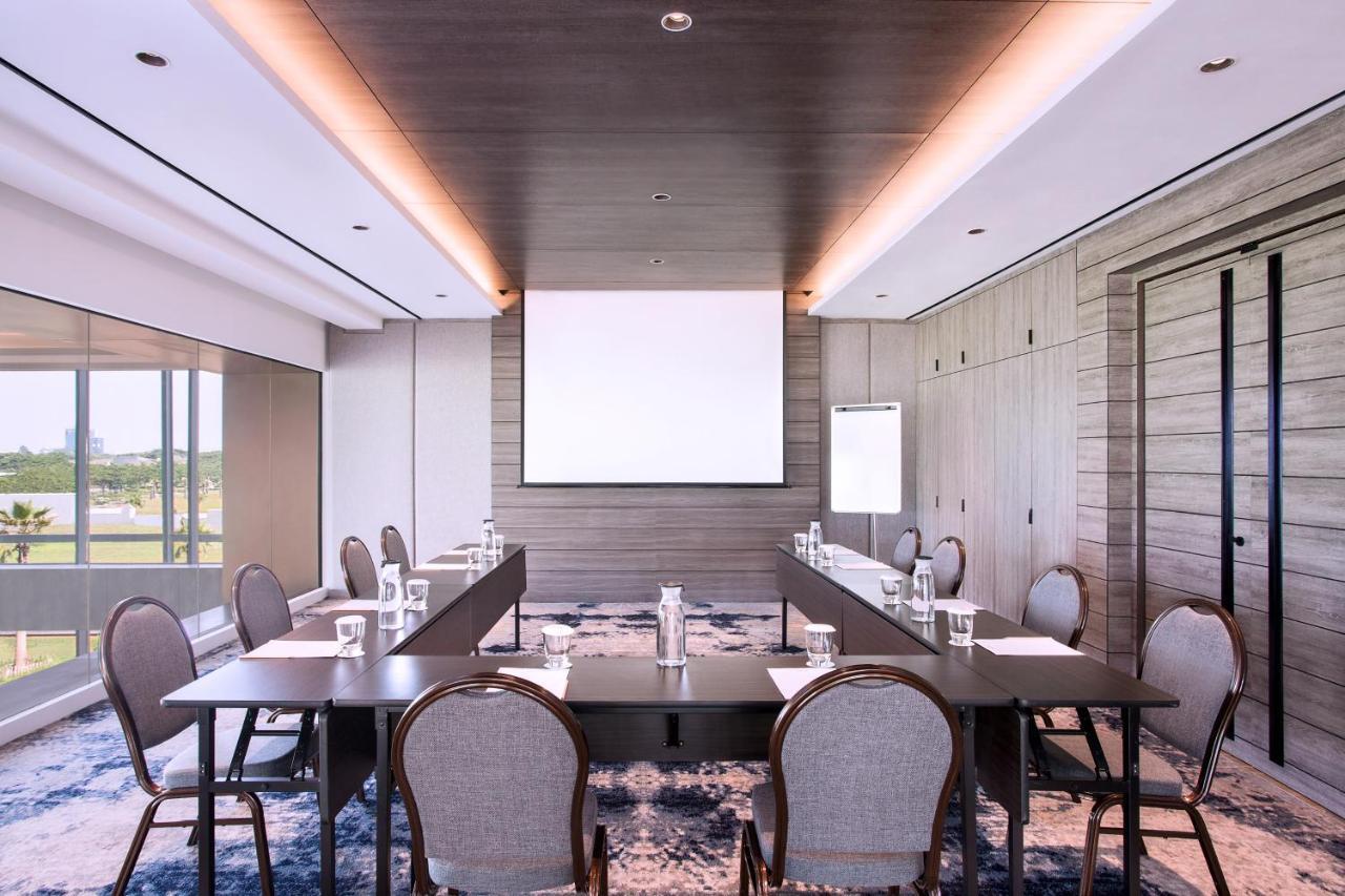 Mercure Tangerang Bsd City Exteriör bild